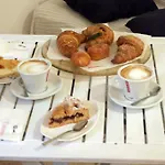 Konukevi Saint Nicholas Plaza 3*