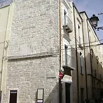 Konukevi Saint Nicholas Plaza Bari