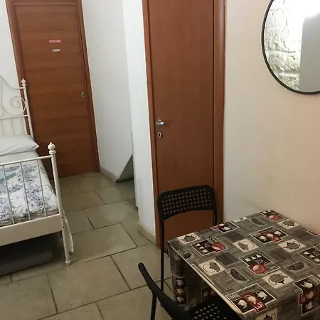 Saint Nicholas Plaza 게스트하우스