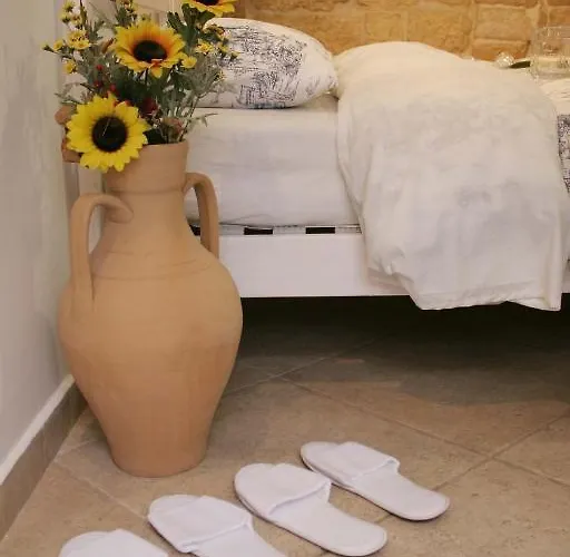 Saint Nicholas Plaza Vendégház 3*