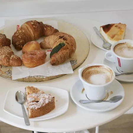 Saint Nicholas Plaza Bari