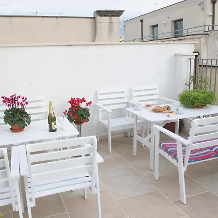 Saint Nicholas Plaza Pensionat